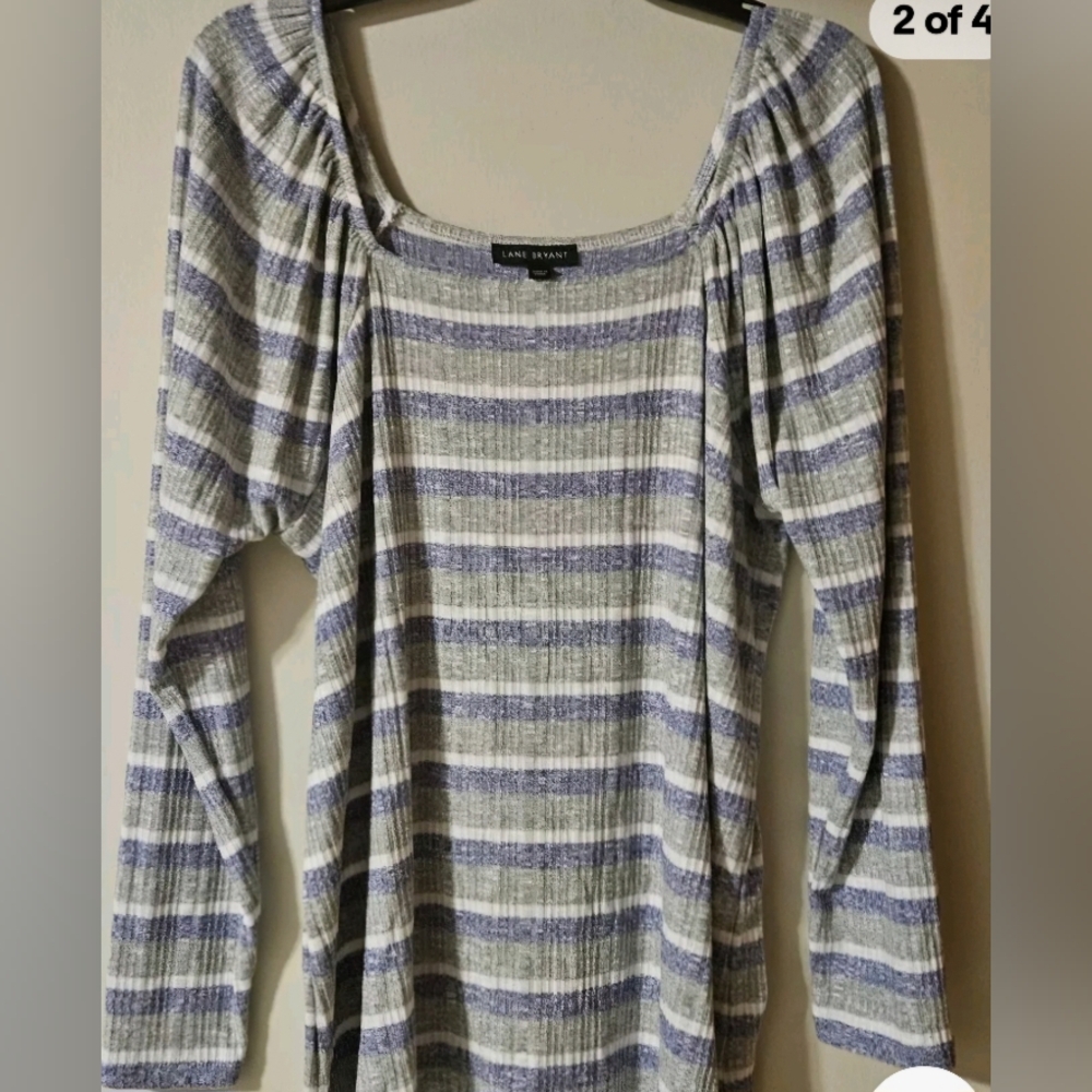 18 /20 NEW WITH TAGS LANE BRYANT WOMANS TOP